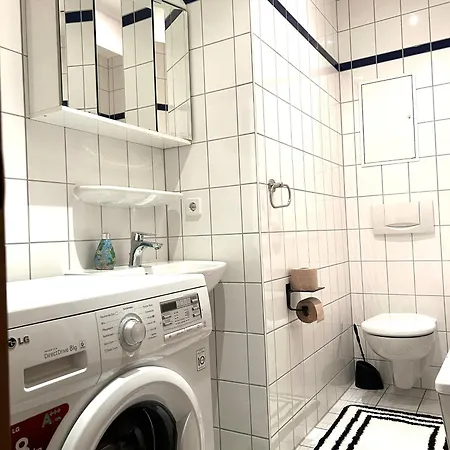 شقة Nur 10 Min Fuss Zum Zentrum,45qm,netflix