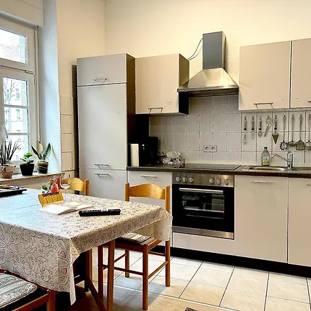 شقة Nur 10 Min Fuss Zum Zentrum,45qm,netflix