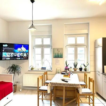 Nur 10 Min Fuss Zum Zentrum,45qm,netflix Διαμέρισμα *