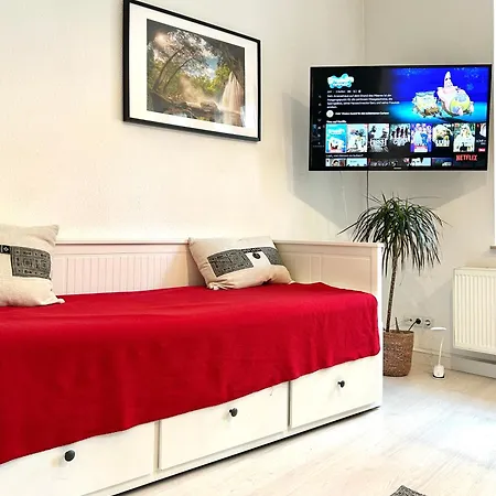 Nur 10 Min Fuss Zum Zentrum,45qm,netflix Apartment