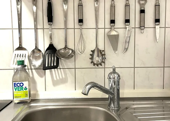 Apartment Nur 10 Min Fuß Zum Zentrum,45qm,netflix *