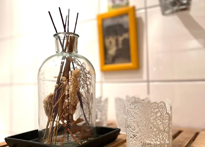 Apartment Nur 10 Min Fuß Zum Zentrum,45qm,netflix *